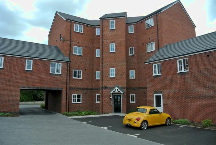2 Bedroom Flat To Rent In Corporation Street, Walsall, WS1