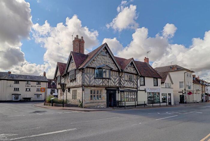 1 Bedroom Flat To Rent In Market Hill, Southam, CV47