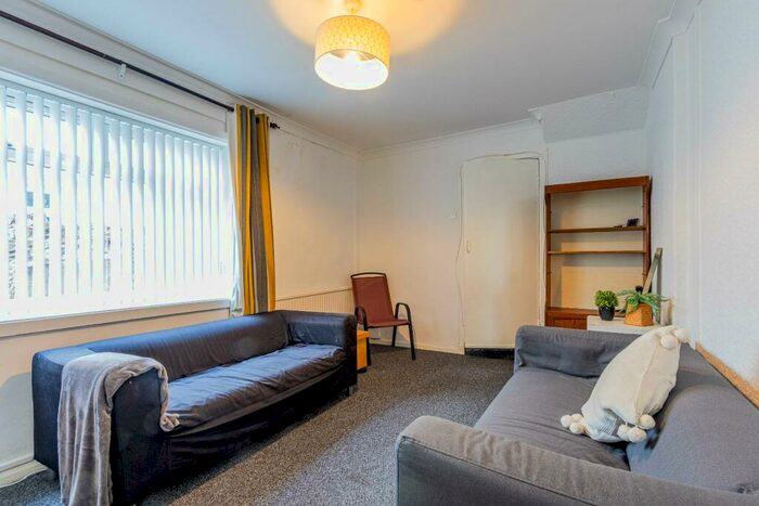 5 Bedroom Private Hall To Rent In Cogan Terrace, Cathays, CF24