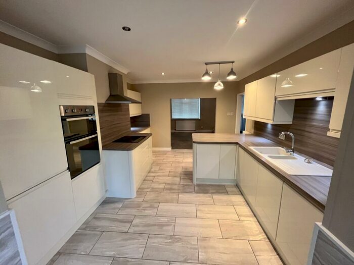 3 Bedroom House To Rent In Micklegate Road, Felixstowe, Suffolk, IP11