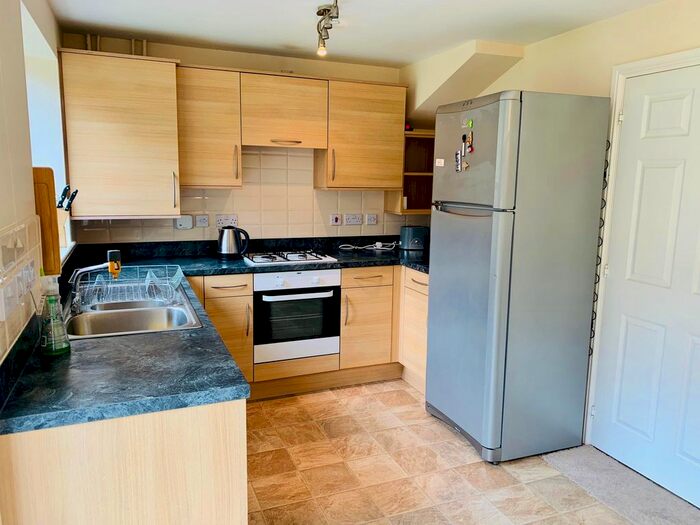 3 Bedroom Semi-Detached House To Rent In Bobbin Lane, Lincoln, LN2