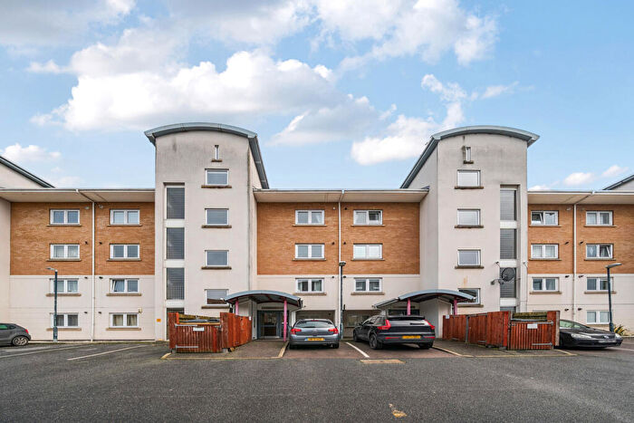 2 Bedroom Apartment For Sale In Chichester Wharf, Erith, DA8