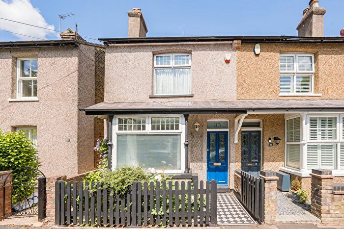 3 Bedroom Semi-Detached House For Sale In Newdigate Road, Harefield, Middlesex, UB9