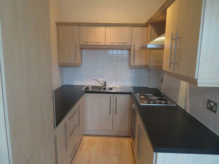 2 Bedroom Apartment To Rent In Prescott Street, Halifax, HX1