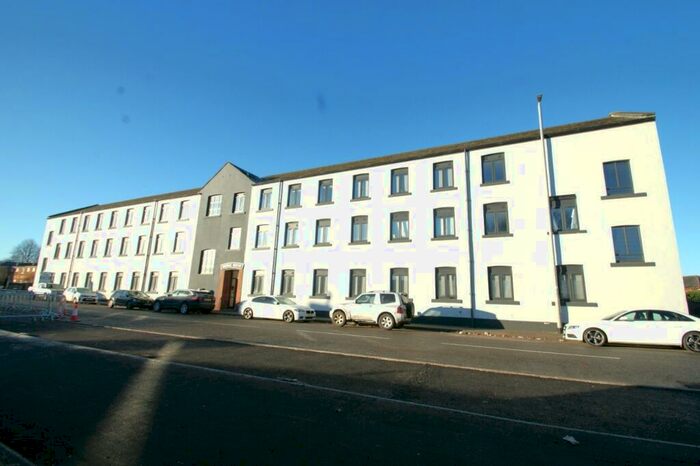 1 Bedroom Flat To Rent In Bridge House, Balm Road, Leeds, West Yorkshire, LS10