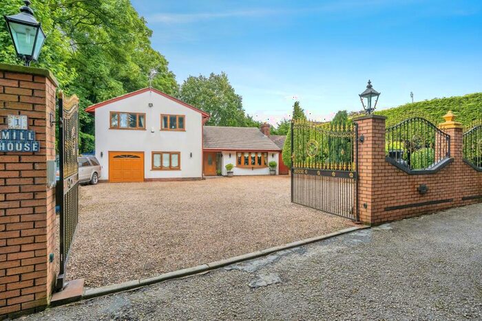 4 Bedroom Detached House For Sale In Old Meadow, Prescot, Merseyside, L34