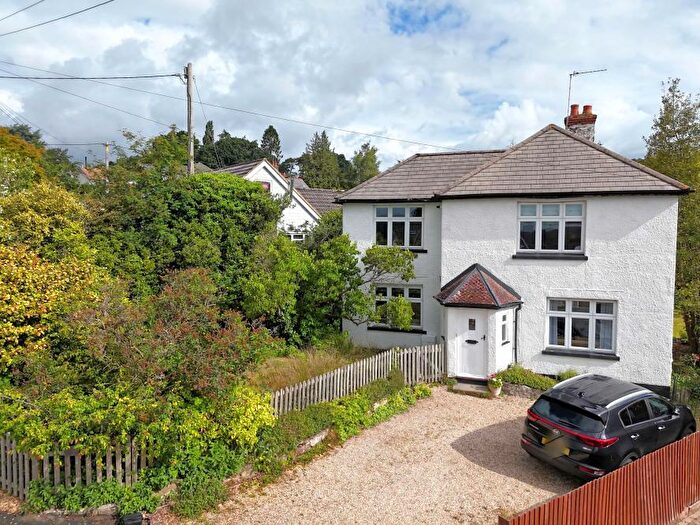 4 Bedroom Detached House For Sale In Middlehill Road, Colehill, BH21