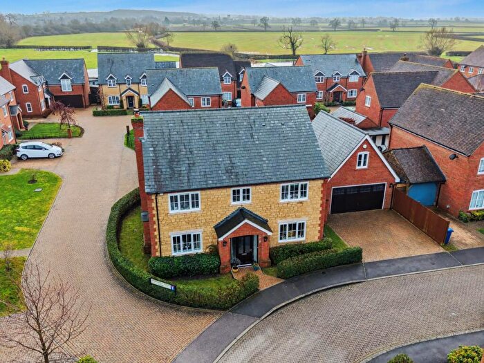 4 Bedroom Detached House For Sale In Marsh Road, Ambrosden, Bicester, OX25