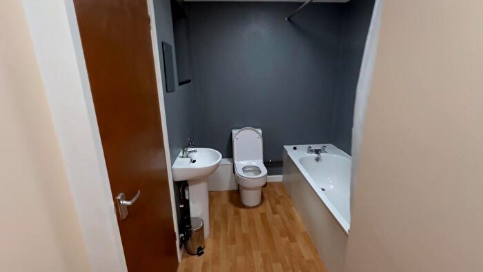2 Bedroom Flat To Rent In Meridian Place, Clifton, BS8