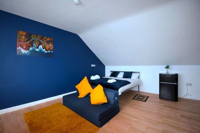 1 Bedroom Flat To Rent In Room, Maybank Avenue, Wembley, Greater London, HA0