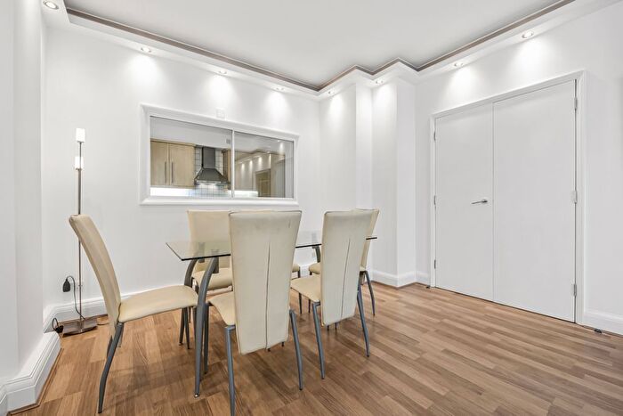 1 Bedroom Flat To Rent In B Belvedere Road, County Hall, Waterloo, London, SE1