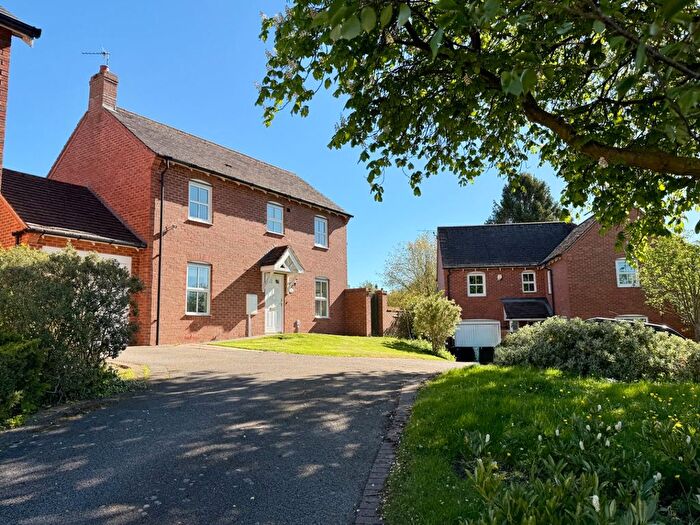 3 Bedroom Detached House For Sale In Eastfields, Braunston, NN11
