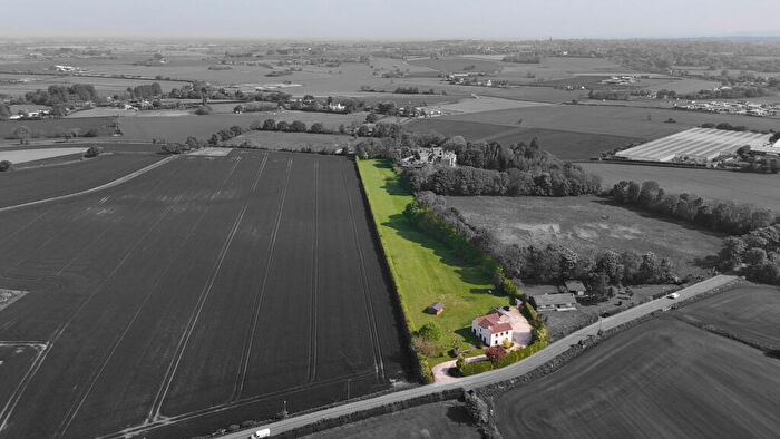 5 Bedroom Detached House For Sale In Bedrooms - Acres Of Land - Moss Lane, Lydiate, L31