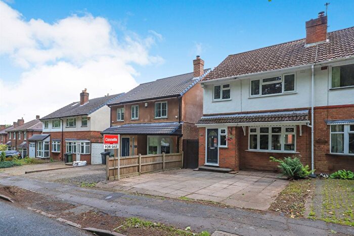3 Bedroom Semi Detached House For Sale In Mill Lane, Tettenhall Wood, Wolverhampton, WV6