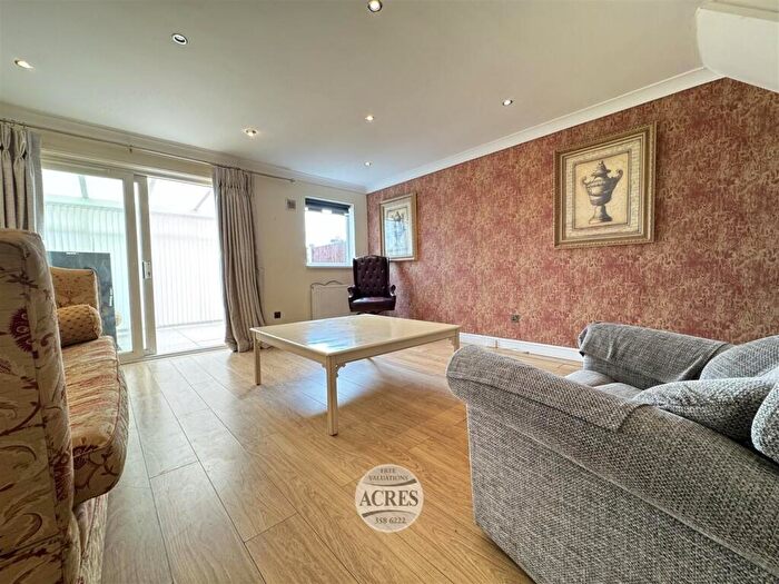 3 Bedroom Terraced House For Sale In Edmonton Avenue, Great Barr, Birmingham, B44