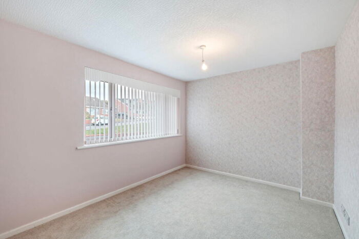 3 Bedroom End Of Terrace House For Sale In Greenfield Avenue, Marlbrook, Bromsgrove, B60