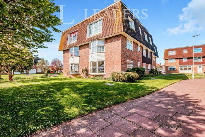 2 Bedroom Flat To Rent In Westlake Gardens, BN13