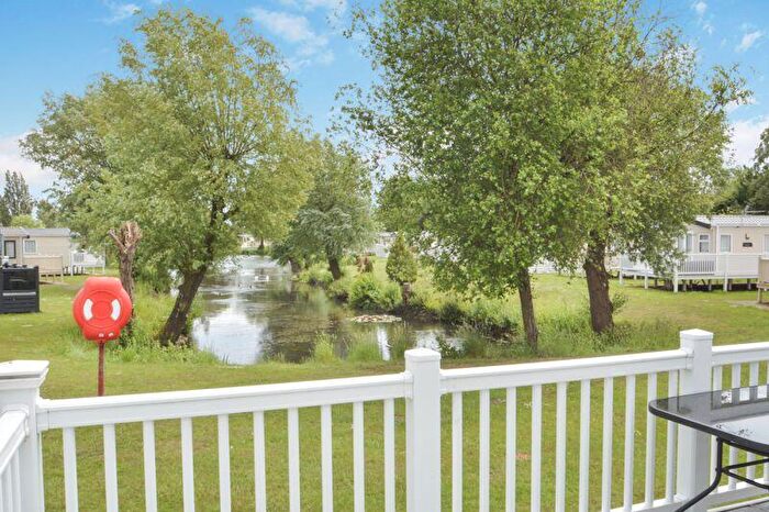 3 Bedroom Detached House For Sale In Kingfisher Lake, Cotswold Hoburne, Cotswold Lakes, GL7