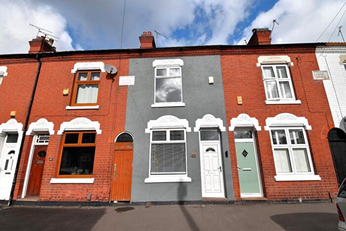 2 Bedroom Terraced House For Sale In Kirkdale Road, Wigston, LE18