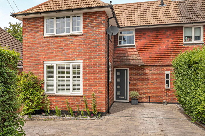3 Bedroom Semi Detached House For Sale In Lower Shott, Bookham, KT23