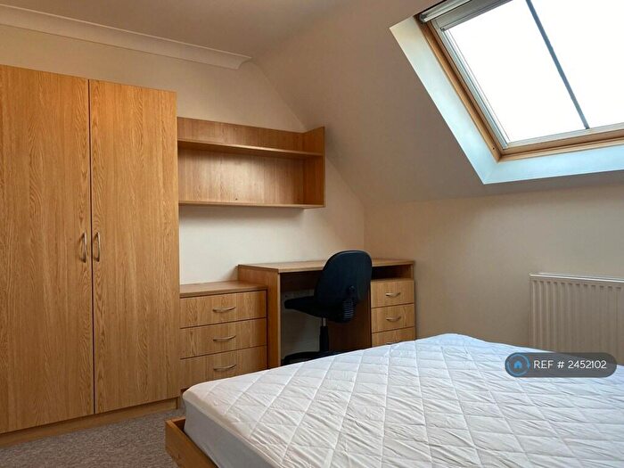 1 Bedroom Flat To Rent In Conel Court, Bournemouth, BH9
