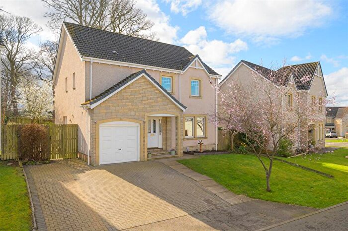 4 Bedroom Detached House For Sale In Kay Road, Torryburn, KY12
