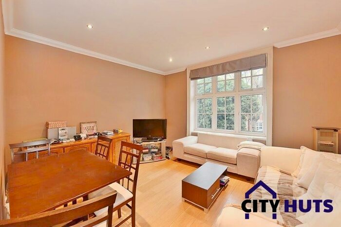 2 Bedroom Flat To Rent In Wadham Gardens, London, NW3