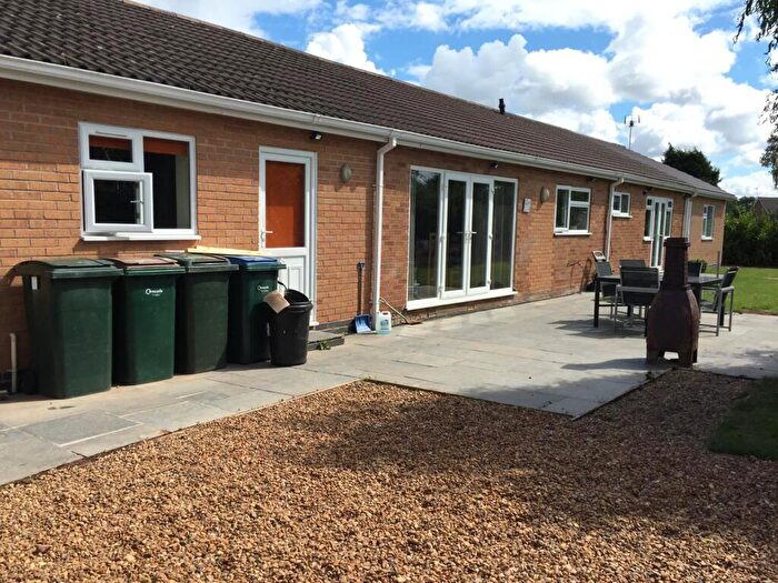 5 Bedroom Semi Detached House To Rent In Lunar. Close, Coventry, CV4