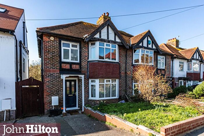 3 Bedroom Semi-Detached House For Sale In Reading Road, Brighton, BN2