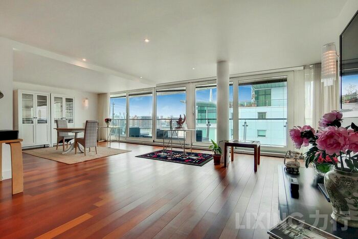 3 Bedroom Flat To Rent In Wapping High Street, London, E1W