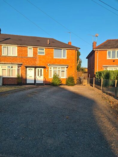 3 Bedroom End Of Terrace House To Rent In Broadyates Rd, B25