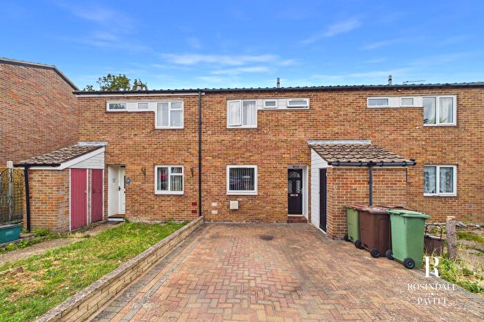 3 Bedroom Terraced House For Sale In Barlow Close, Wallington, SM6