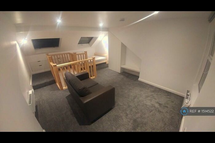 Studio To Rent In William Street, Reading, RG1