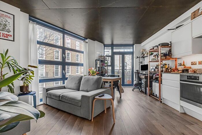 1 Bedroom Flat To Rent In Pritchards Road, Broadway Market, E2