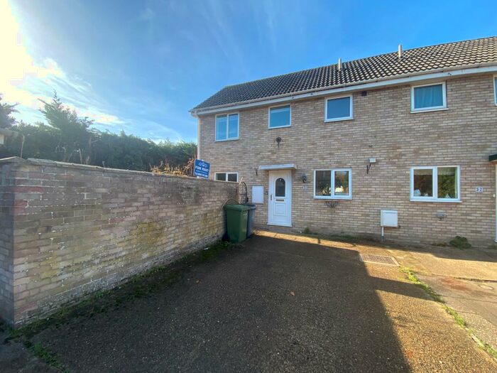 3 Bedroom House To Rent In Harwood Avenue, Thetford, IP24