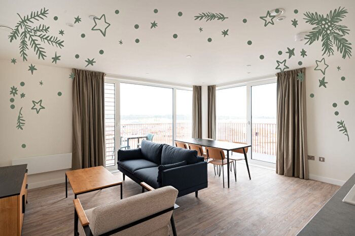 3 Bedroom Flat To Rent In The Kell, Gillingham Gate Road, Gillingham, ME4