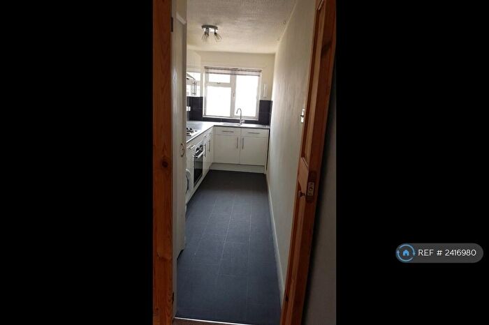 1 Bedroom Maisonette To Rent In Upper Abbotts Hill, Aylesbury, HP19