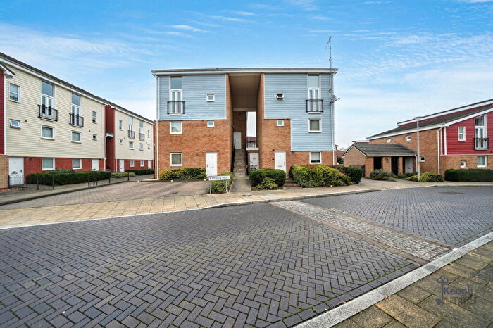 2 Bedroom Flat For Sale In Merlin Way, Birmingham, B35