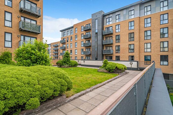 2 Bedroom Flat To Rent In Little Brights Road Belvedere, DA17