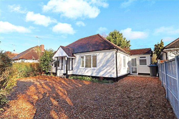 4 Bedroom Bungalow For Sale In Woking, Surrey, GU22