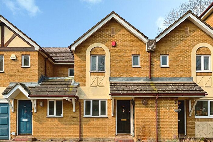 2 Bedroom Terraced House For Sale In Water Lane, Lewisham, London, SE14