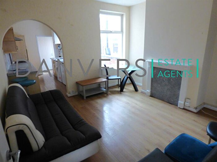 4 Bedroom Terraced House To Rent In Tewkesbury Street, Leicester, LE3