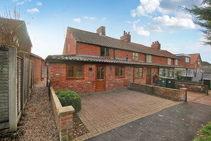 2 Bedroom Cottage For Sale In Chapel Terrace, King's Lynn, PE30