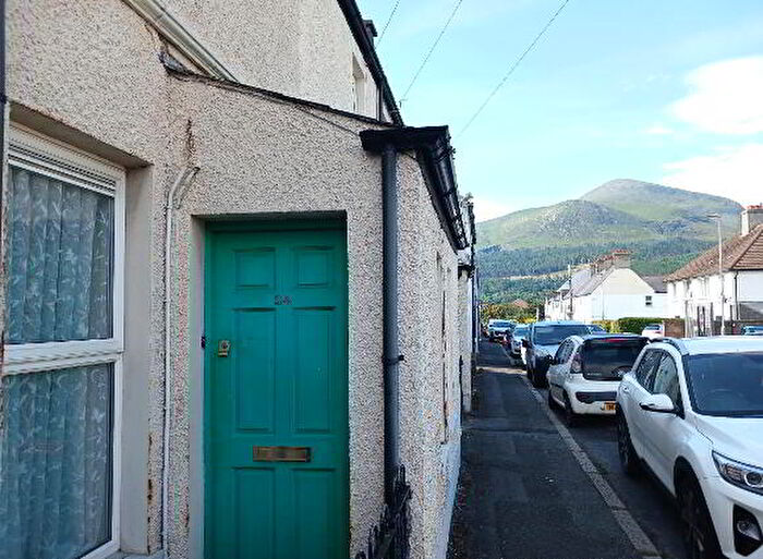 2 Bedroom Mid Terraced House For Sale In Valentia Place, Newcastle, BT33