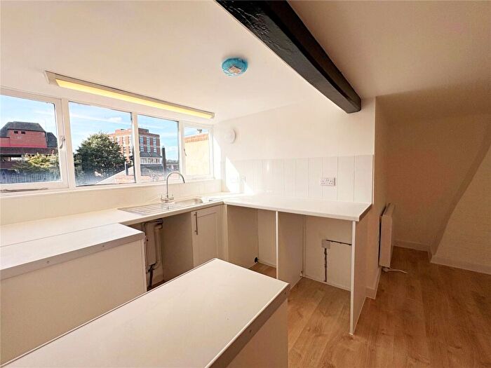 2 Bedroom Apartment For Sale In Wingfield Street, Ipswich, Suffolk, IP4