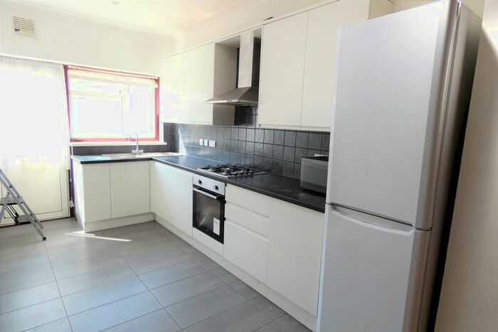 4 Bedroom Terraced House To Rent In Northcote Avenue, Southall, UB1