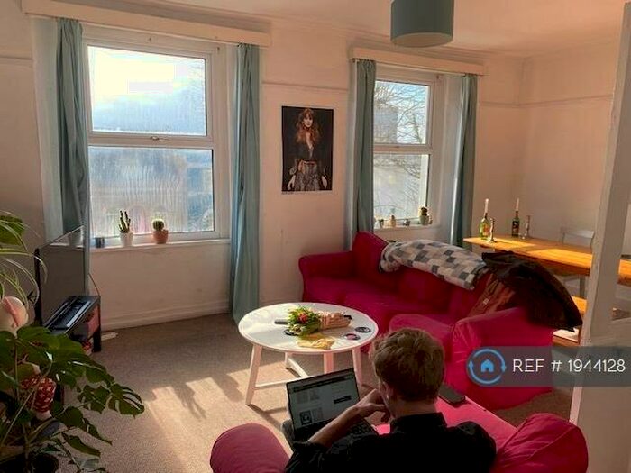 2 Bedroom Flat To Rent In North Road East, Plymouth, PL4