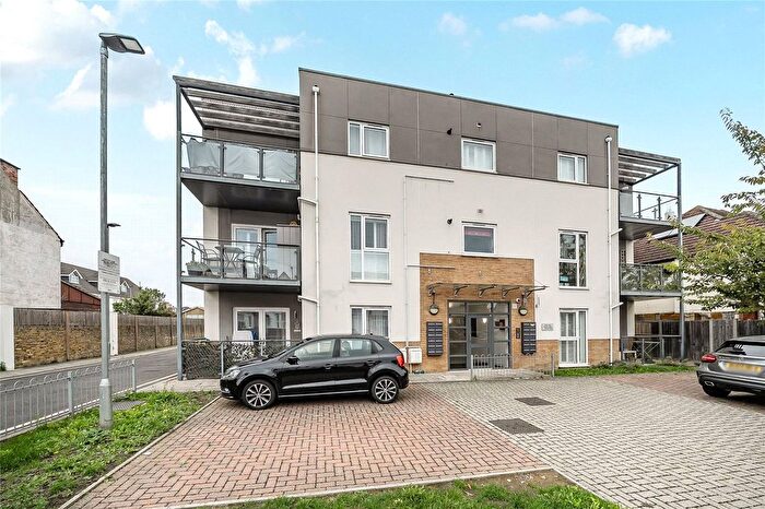 2 Bedroom Flat For Sale In Osborne Road, Thornton Heath, CR7