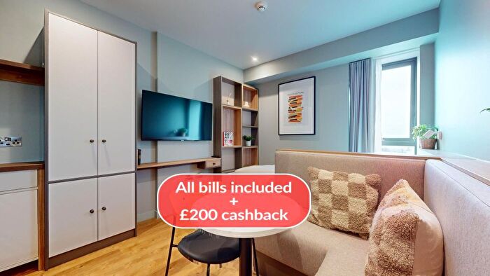 Studio To Rent In First Way, Wembley, HA9