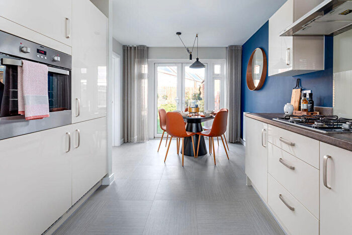 3 Bedroom Detached House For Sale In The Fairways, Westhoughton, Bolton, BL5